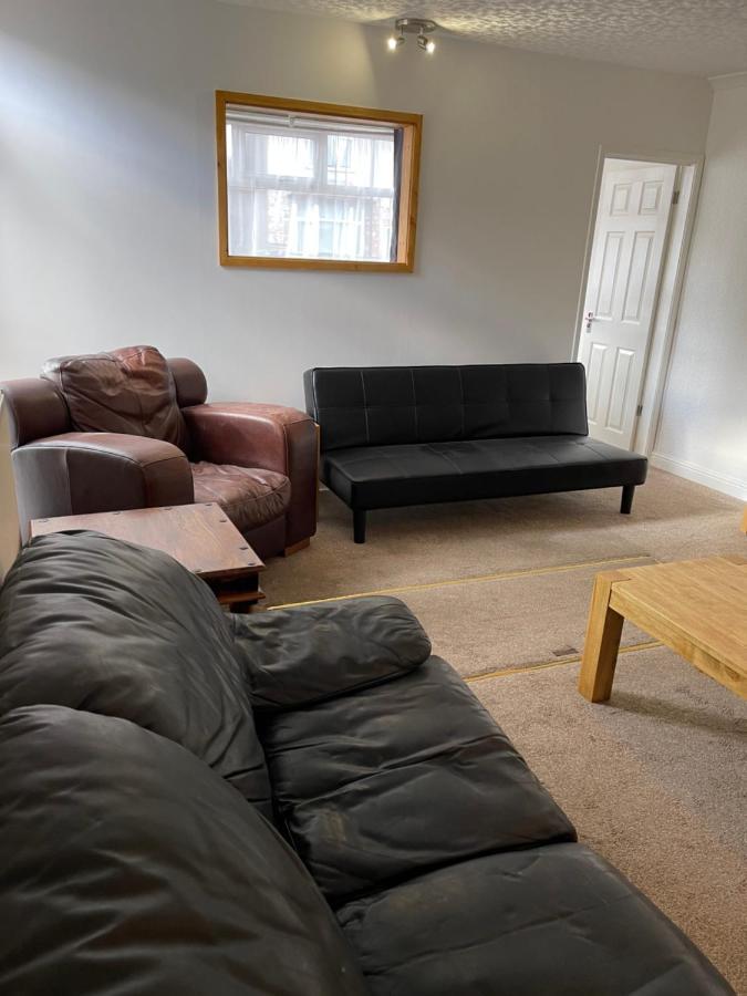 Spacious, Sleeps 17, 3 Bathrooms, Parking, Mansfield Zewnętrze zdjęcie