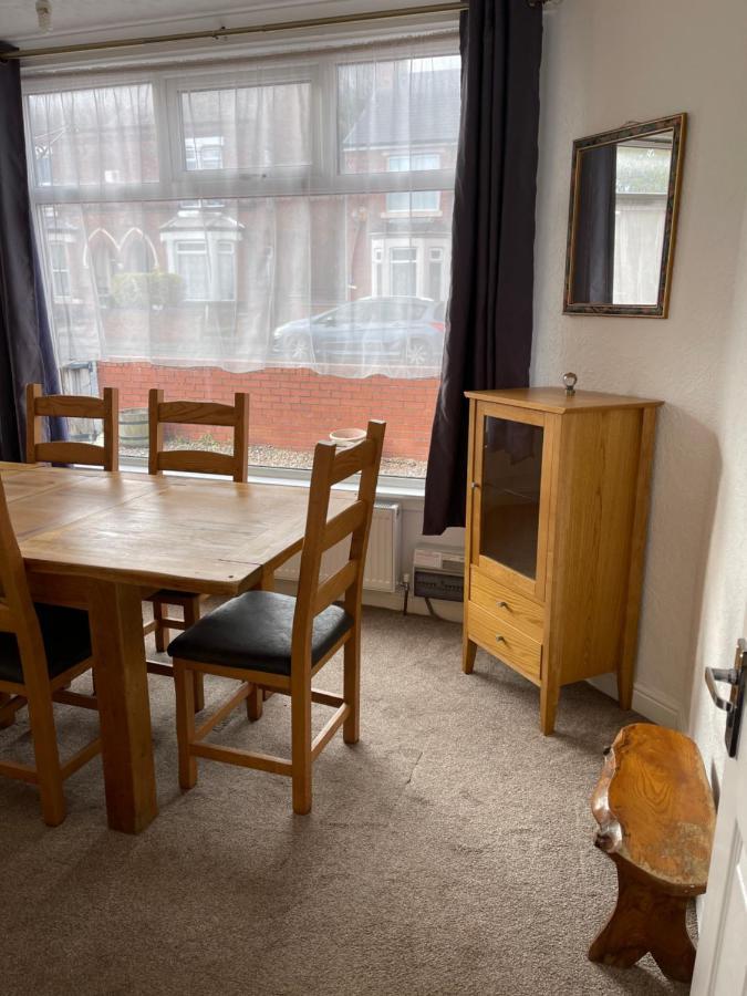 Spacious, Sleeps 17, 3 Bathrooms, Parking, Mansfield Zewnętrze zdjęcie