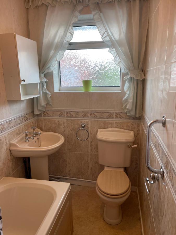 Spacious, Sleeps 17, 3 Bathrooms, Parking, Mansfield Zewnętrze zdjęcie