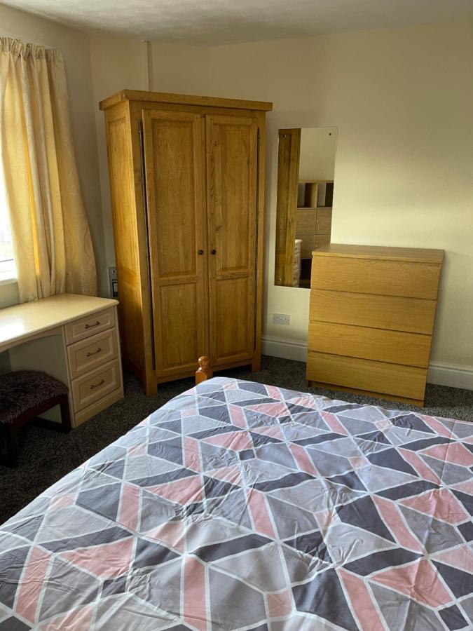 Spacious, Sleeps 17, 3 Bathrooms, Parking, Mansfield Zewnętrze zdjęcie