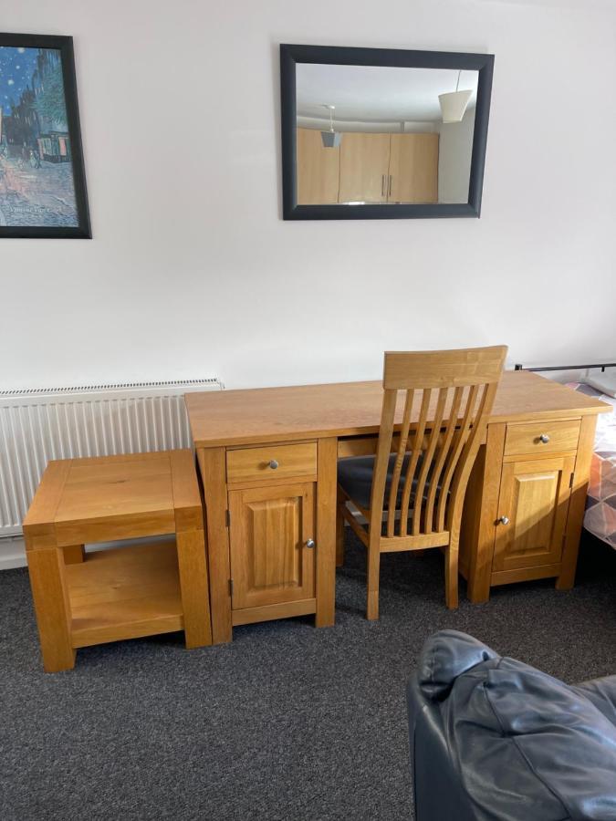 Spacious, Sleeps 17, 3 Bathrooms, Parking, Mansfield Zewnętrze zdjęcie