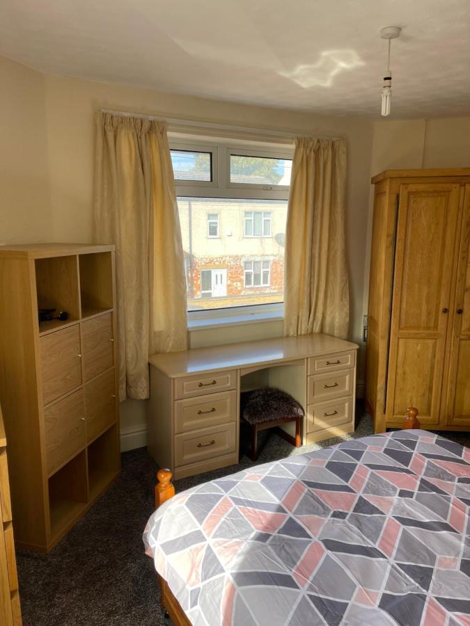 Spacious, Sleeps 17, 3 Bathrooms, Parking, Mansfield Zewnętrze zdjęcie